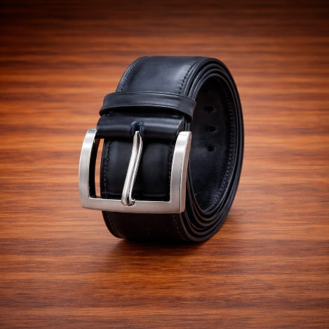 MAROQ - Prong Buckle Leather Belt – Classic Elegance